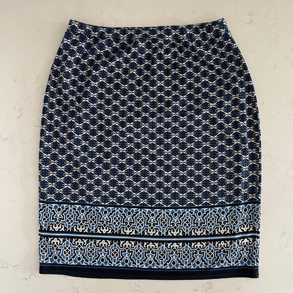 Max Studio Pull On Lined Print Rayon Blend Pencil Skirt w Border Blue Wht S - Picture 9 of 9
